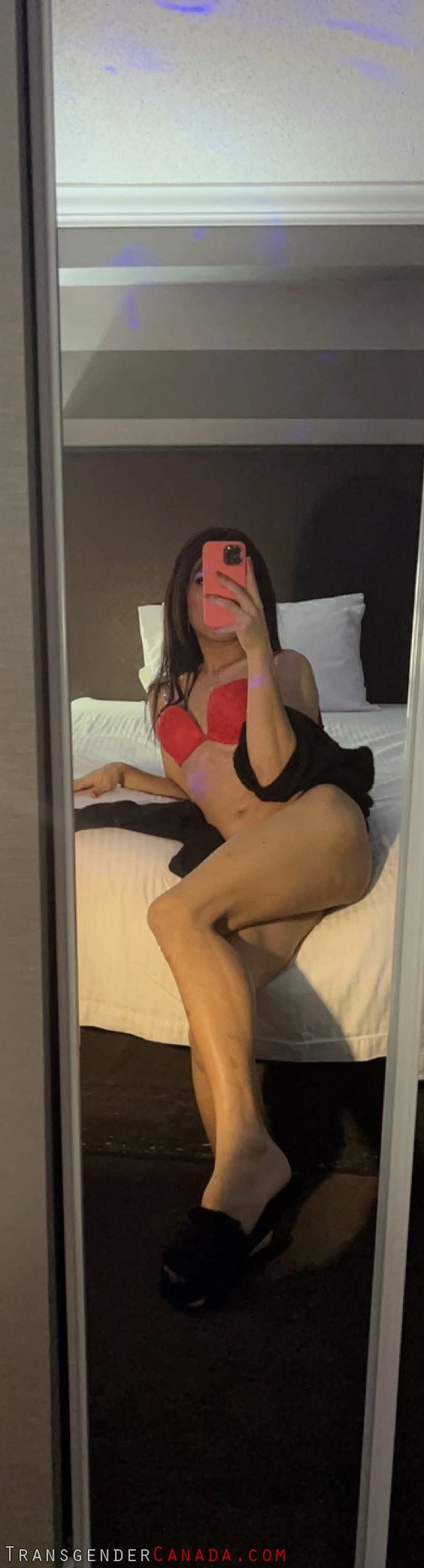 PiNK KHLOE_ Horny asian girl now 